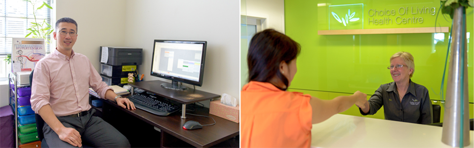 Mr Yong Sun / paying at the reception desk